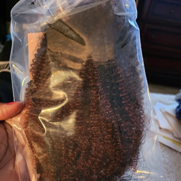 Her Given Hair Curly Closure with Clips - Picture 4 of 10